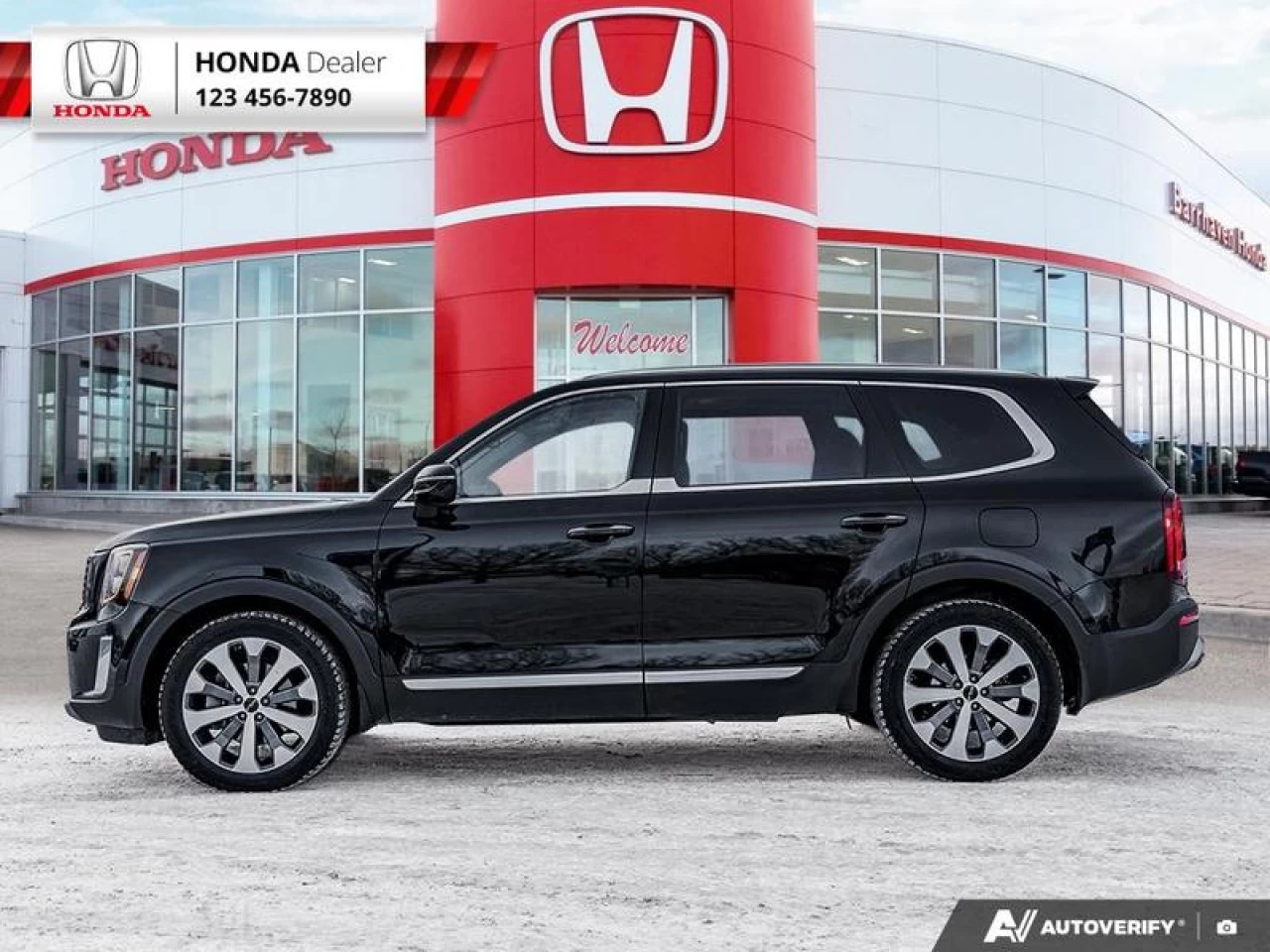 2022 Kia Telluride SX Main Image