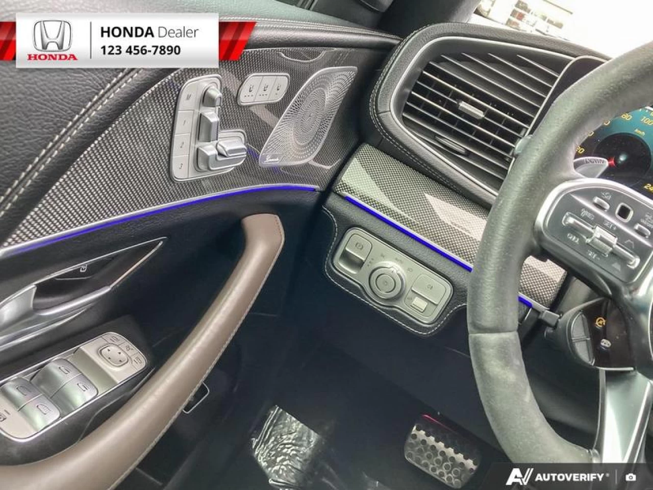 2021 Mercedes-Benz GLE 450 4MATIC Main Image